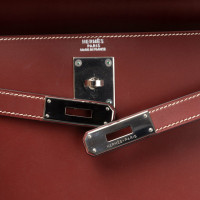 Hermès Kelly Bag 32 Leather in Red