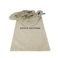 Louis Vuitton Sandalen aus Lackleder in Creme