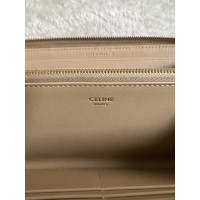 Céline Wallet Zip Arround aus Leder in Creme