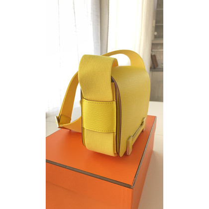 Hermès Geta Leather in Yellow