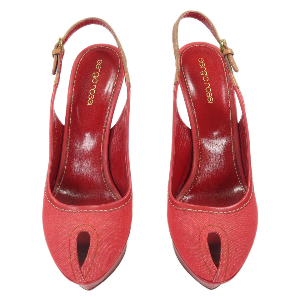 Sergio Rossi Pumps/Peeptoes aus Canvas in Rot