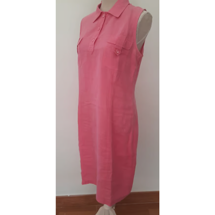 Burberry Kleid aus Leinen in Rosa / Pink
