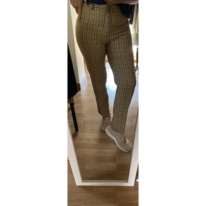 Burberry Paire de Pantalon en Laine en Beige