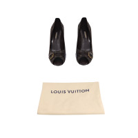 Louis Vuitton Pumps/Peeptoes Canvas in Brown