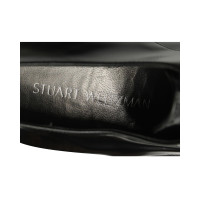 Stuart Weitzman Chaussures à lacets en Cuir verni en Noir