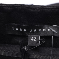 Tara Jarmon Trousers in Black