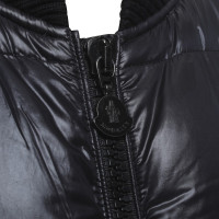 Moncler Veste en noir vers le bas