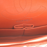 Chanel 2.55 aus Lackleder in Orange