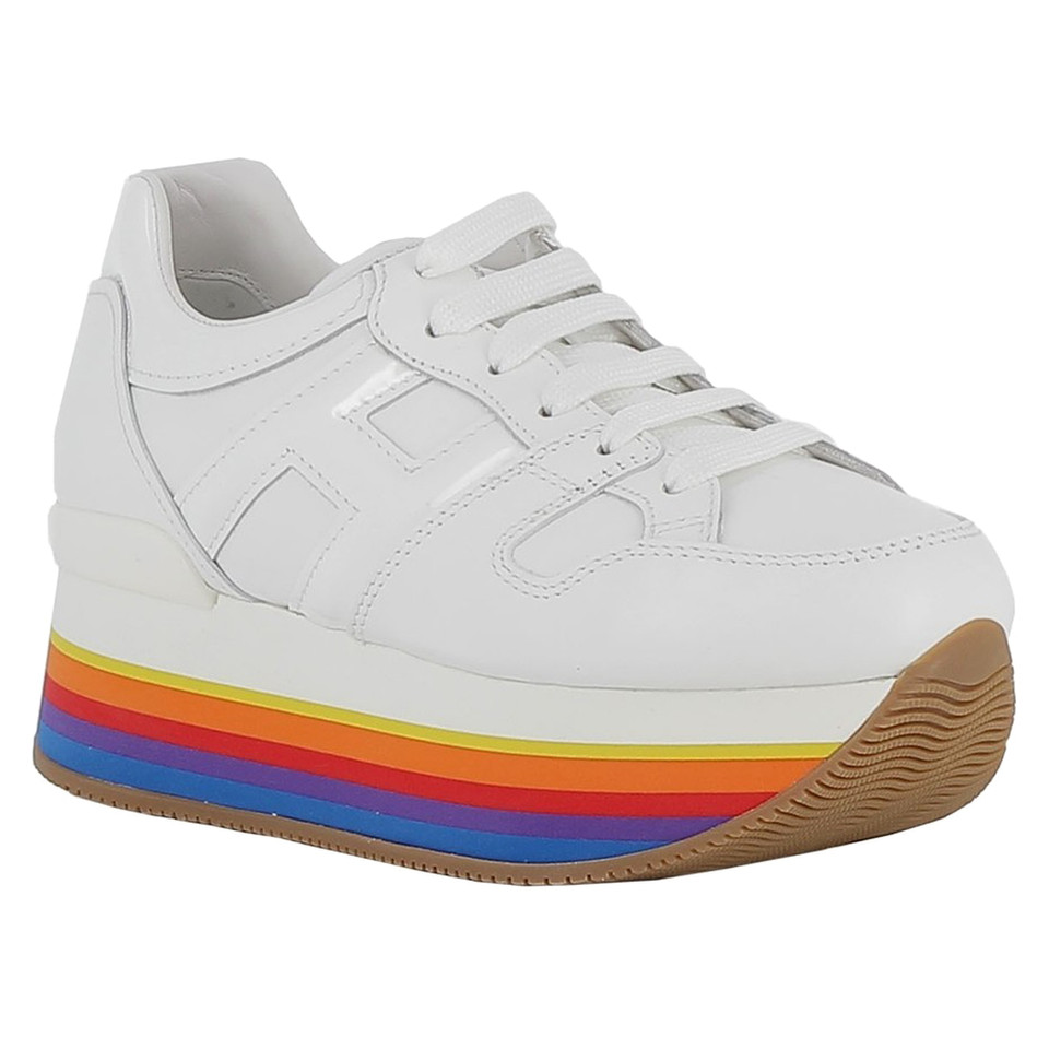 Hogan Sneakers aus Lackleder in Weiß