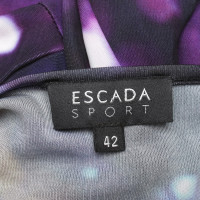 Escada robe sportive avec impression