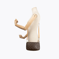 Louis Vuitton Pochette Accessoires in Marrone