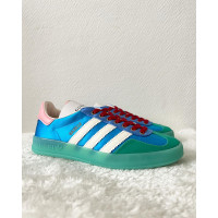 adidas X GUCCI Schnürschuhe aus Canvas in Blau