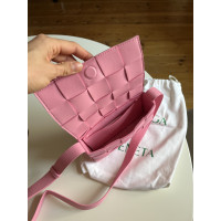 Bottega Veneta Cassette Small Leather in Pink