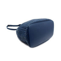 Bottega Veneta Shopper aus Leder in Blau