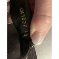 Louis Vuitton Chaussures compensées en Cuir verni en Marron