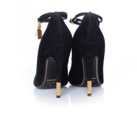 Tom Ford Pumps/Peeptoes aus Wildleder in Schwarz