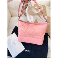Chanel Gabrielle aus Leder in Rosa / Pink