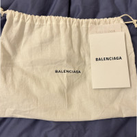 Balenciaga Everyday Camera Bag in Pelle in Bianco
