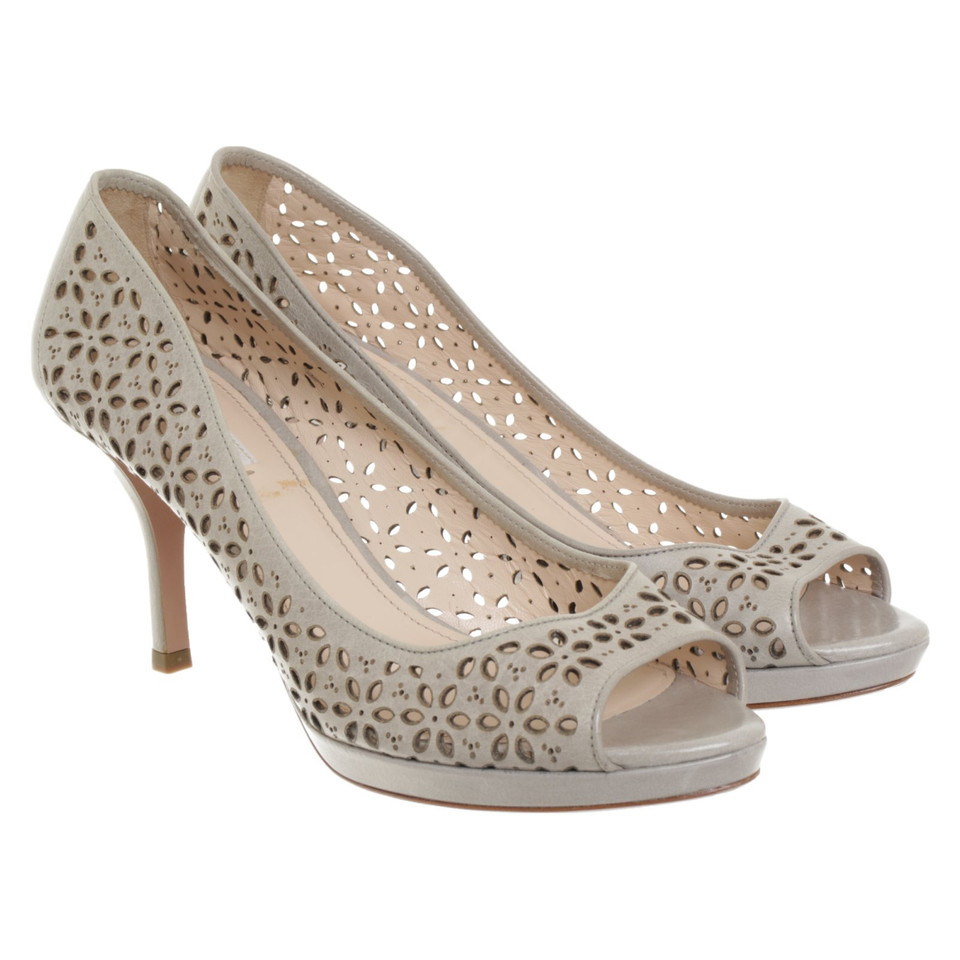 Prada Pumps/Peeptoes Leather in Beige