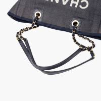 Chanel Deauville Small Tote en Denim en Bleu