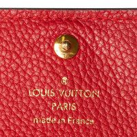 Louis Vuitton Täschchen/Portemonnaie aus Leder in Rot