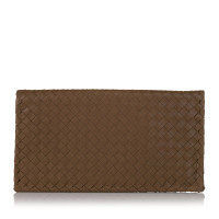 Bottega Veneta Clutch aus Leder in Braun