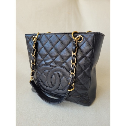 Chanel Shopping Tote Petit in Pelle in Nero