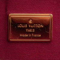 Louis Vuitton Alma BB23,5 aus Lackleder in Bordeaux