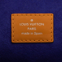 Louis Vuitton Cluny Epi MM30 Leer in Zwart