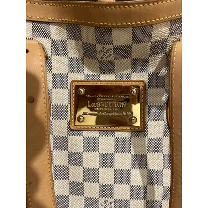 Louis Vuitton Handbag Canvas in Cream