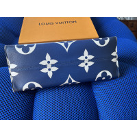 Louis Vuitton Escale Onthego GM aus Leder in Blau