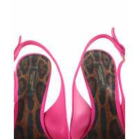 Dolce & Gabbana Pumps/Peeptoes Suede in Pink