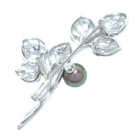 Mikimoto Brooch White gold in Gold