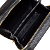 Chanel Filigree Vanity Case Leather in Black