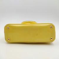 Prada Galleria Patent leather in Yellow