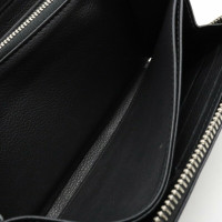 Louis Vuitton Lockme Leather in Black