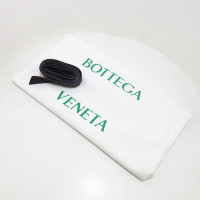 Bottega Veneta Handtasche aus Leder in Khaki