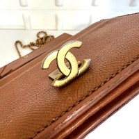 Chanel Timeless Wallet On Chain aus Leder in Braun