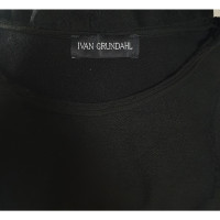 Ivan Grundhal Robe en Noir