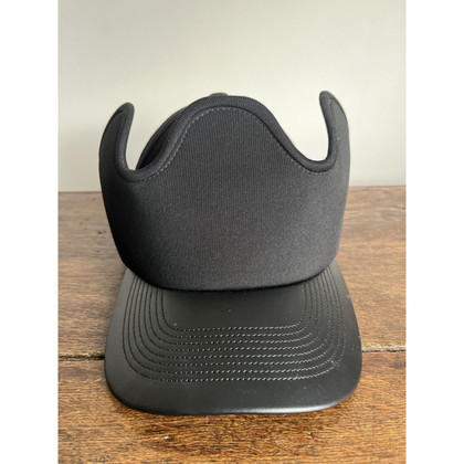 Burberry Hat/Cap Cotton in Black