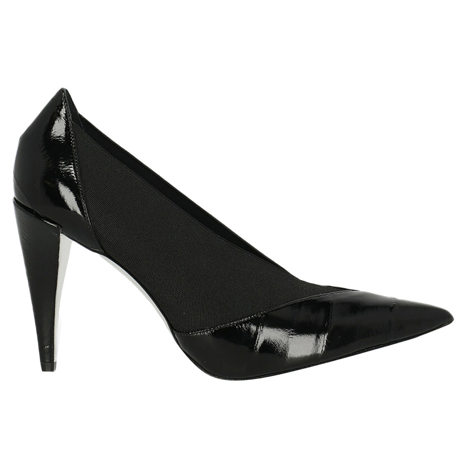 Givenchy Pumps/Peeptoes Leather in Black