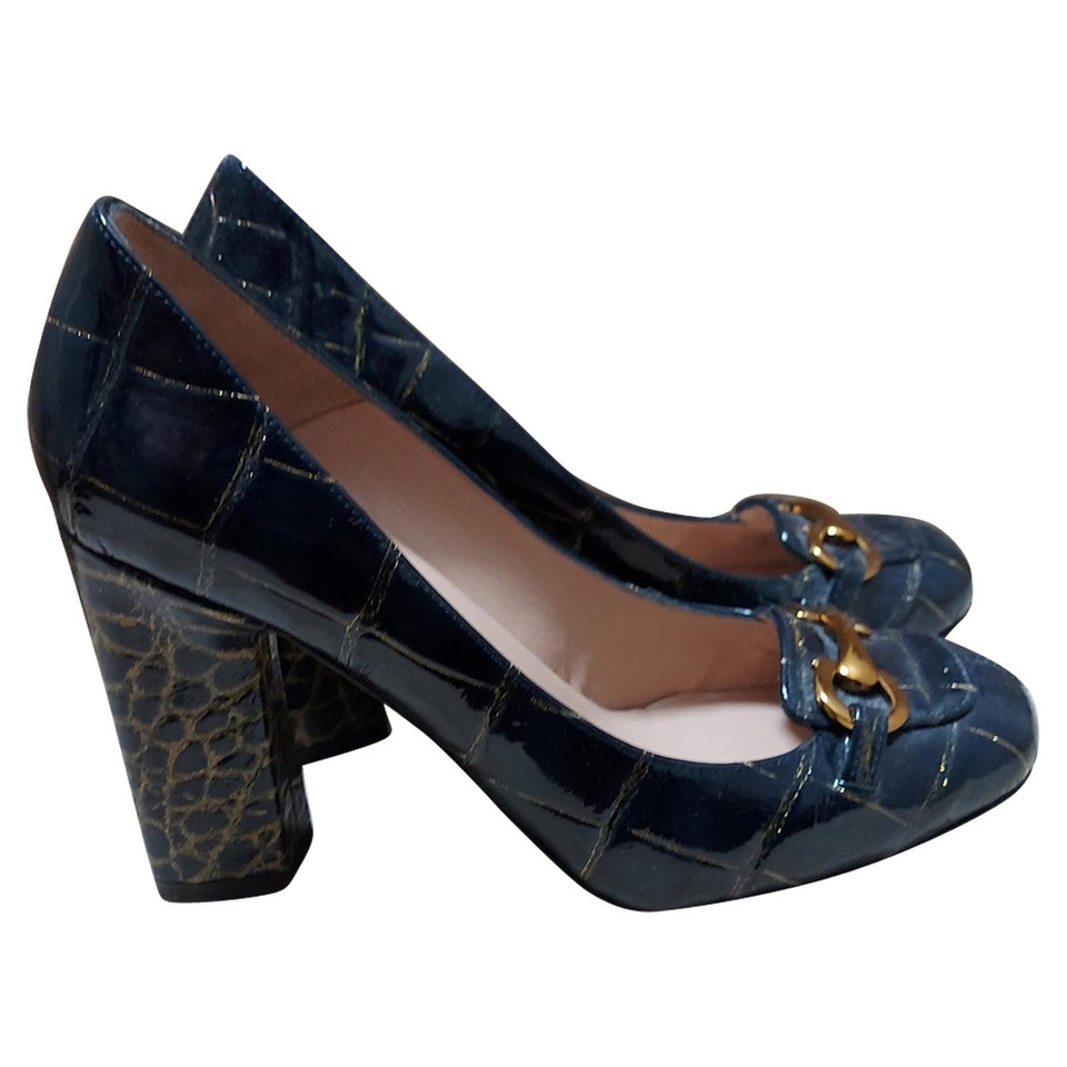 Pura Lopez Pumps/Peeptoes Patent leather in Blue