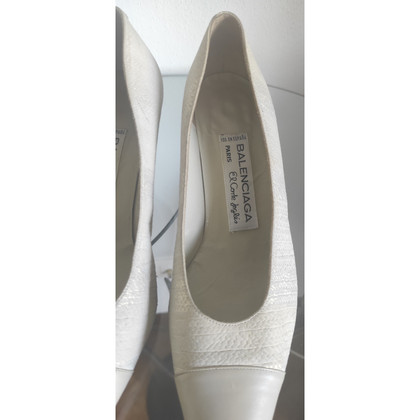 Balenciaga Pumps/Peeptoes Leather in White