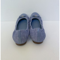 Louis Vuitton Slippers/Ballerina's Denim in Blauw
