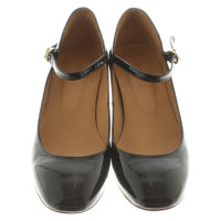 A.P.C. Pumps/Peeptoes Patent leather in Black