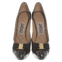 Salvatore Ferragamo Pumps mit Rauten-Steppung 