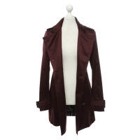 Burberry Jacke/Mantel aus Baumwolle in Bordeaux