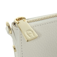 Aigner Bag/Purse Leather in White