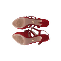 Prada Sandalen aus Wildleder in Rot