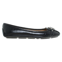 Michael Kors Slippers/Ballerinas Patent leather in Blue